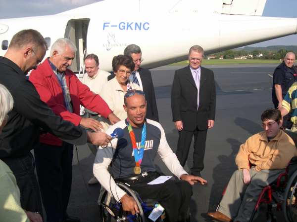Retour en Prigord de Jol aprs les Jeux Paralympiques d'Athnes 2004
